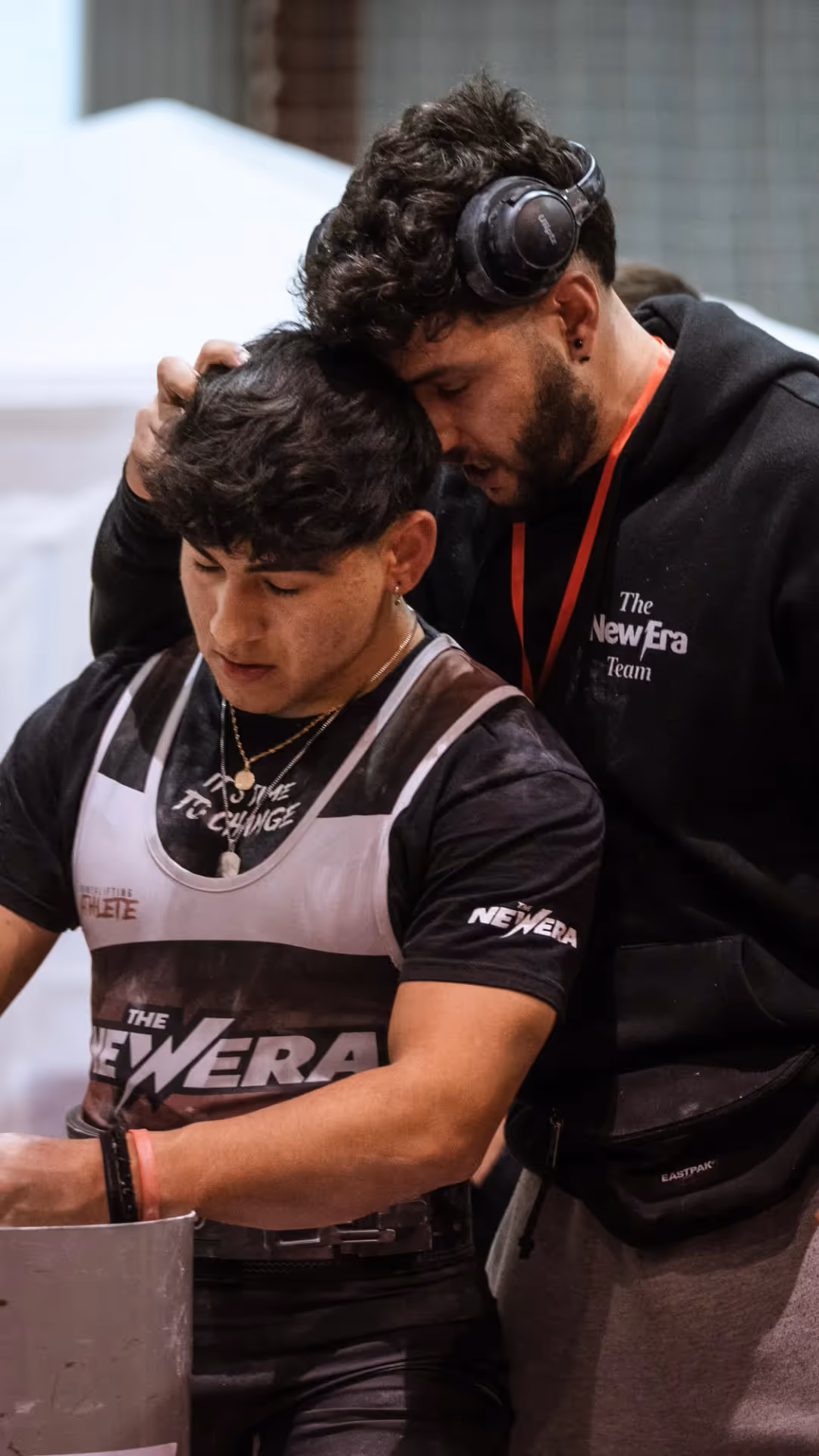 Marc Ribera durante una competición de powerlifting